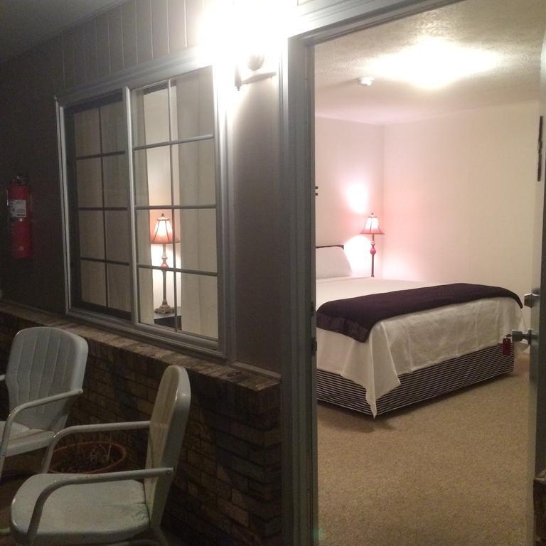 Cardinal Inn Maggie Valley Chambre photo